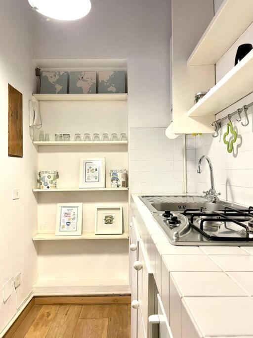 Design Studio Centro Storico Apartment Milano Exterior foto